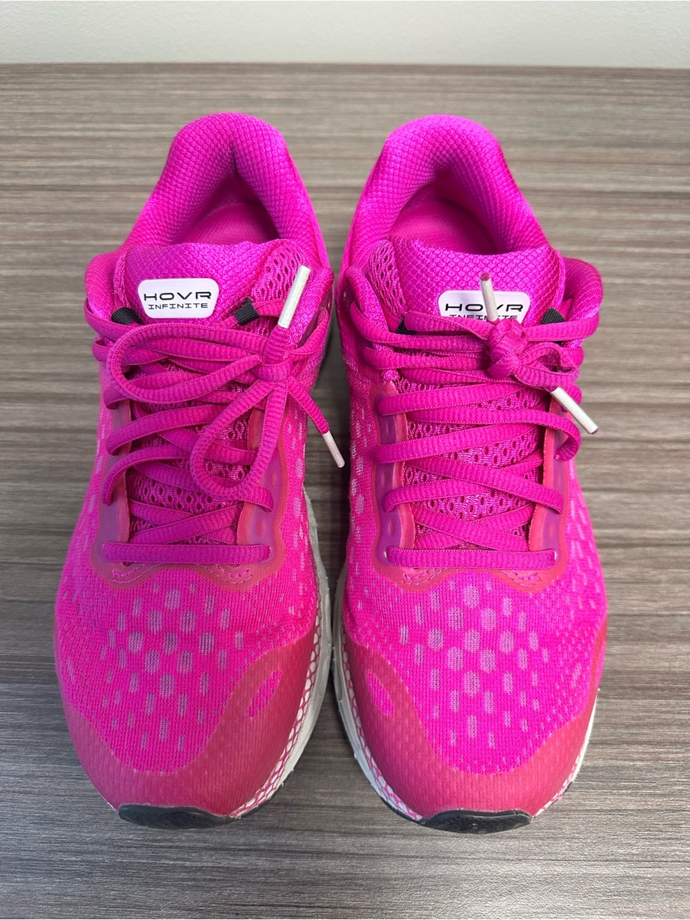 Ladies Under Armour HOVR Infinite Sz 9